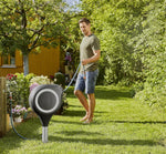 Caja portamanguera Gardena RollUp M (blanca) 20 m: caja portamanguera orientable, guía de manguera integrada, incluye manguera de calidad Gardena de 20 m, estaca y ayuda de montaje (18616-20)