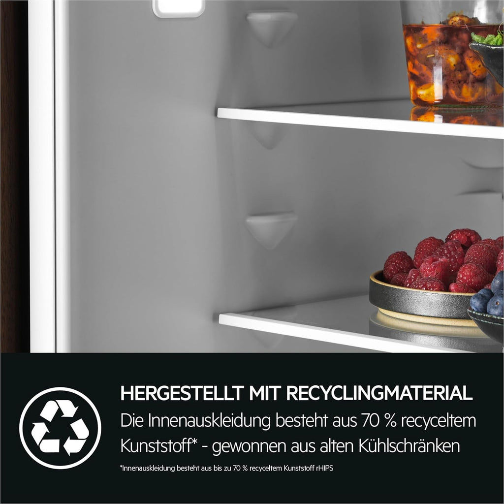Frigorífico combi integrable AEG 178 cm, Serie 8000 360°Cooling: humedad y circulación óptimas, compartimentos de refrigeración (182 L) y congelación (62 L) independientes, descongelación automática NoFrost, puerta fija, TSC8M18WCC
