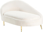 Chaiselongue Beliani izquierda bouclé crema blanco acolchado con estructura de metal dorado Valreas