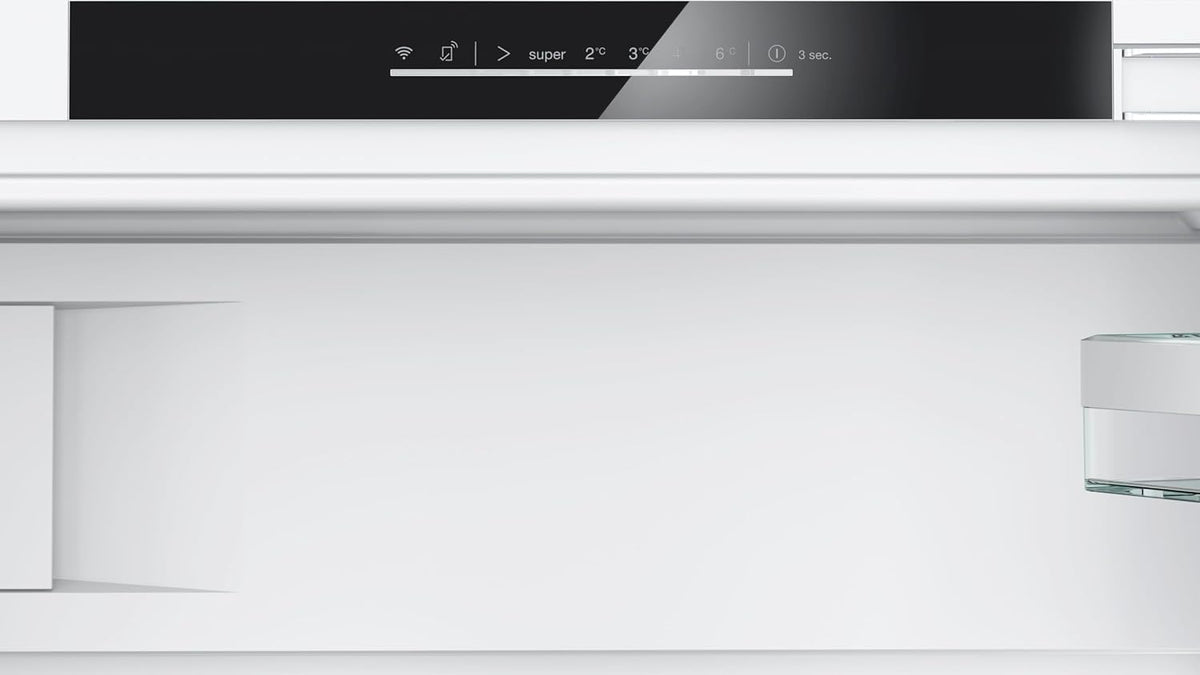 Siemens KU22LADD0, iQ500 Smarter Unterbau-Kühlschrank mit Gefrierfach, 82 x 60 cm Nische, 110 L, hyperFresh Schublade, Flaschenhalter, Sehr leise 35 dB, softClose Flachscharnier mit Softeinzug