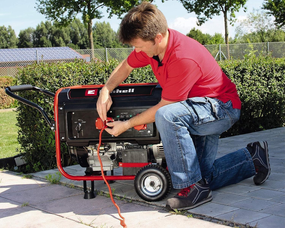 Einhell Stromerzeuger (Benzin) TC-PG 55/E5 (5500 W Maximalleistung, 5000 W max. Dauerleistung, 25 L Tank, 4-Takt-Motor, 2x 230 V, 1x 400 V, Ölmangelsicherung)