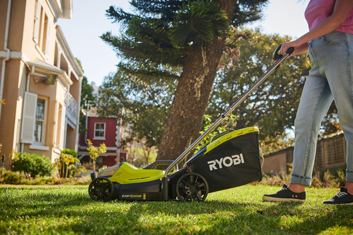Cortacésped a batería RYOBI 18 V ONE+ RLM18X33B40, 33 cm de ancho de corte