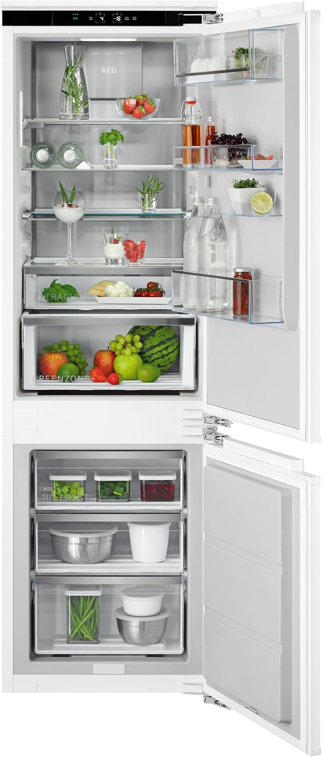 Frigorífico combi integrable AEG 178 cm, Serie 8000 360°Cooling: humedad y circulación óptimas, compartimentos de refrigeración (182 L) y congelación (62 L) independientes, descongelación automática NoFrost, puerta fija, TSC8M18WCC
