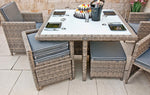 Ragnarök PolyRattan - DEUTSCHE Marke - EIGENE Produktion - 8 Jahre Garantie - Gartenmöbel Essgruppe Tisch 4 Stuhl Hocker 12 Polster Grau Rostfrei Aluminium Natur Dining Würfel Glas