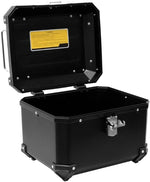 Maleta X-Plor de 52 L de plástico color negro, con placa universal incluida