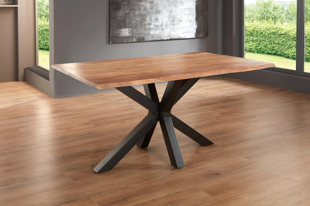 SAM Baumkantentisch 140 x 80 cm Spyro, Akazienholz naturfarben & massiv, Esszimmertisch mit mattschwarzem Spider-Metallgestell, Platte 26 mm