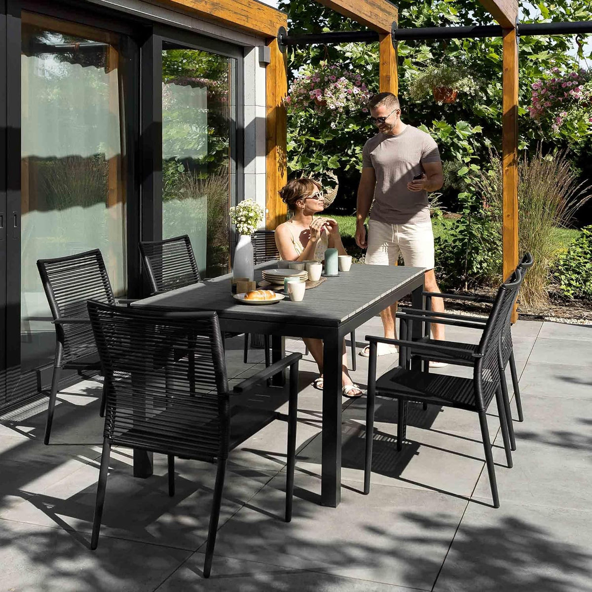 di volio Gartentisch Drena ausziehbar 160x210 cm, wetterfester Aluminium-Terrassentisch in Holzoptik, Stabiler Outdoor-Esstisch für Garten Terrasse Balkon (Grau)
