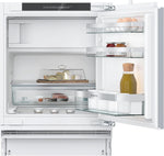 Siemens KU22LADD0, iQ500 Smarter Unterbau-Kühlschrank mit Gefrierfach, 82 x 60 cm Nische, 110 L, hyperFresh Schublade, Flaschenhalter, Sehr leise 35 dB, softClose Flachscharnier mit Softeinzug
