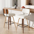 Juego de 2 taburetes de bar giratorios con respaldo, altura de asiento de 65 cm, piel sintética y madera maciza, diseño de mediados de siglo con 4 patas y reposapiés, sillas de bar para cocina y bar en color beige