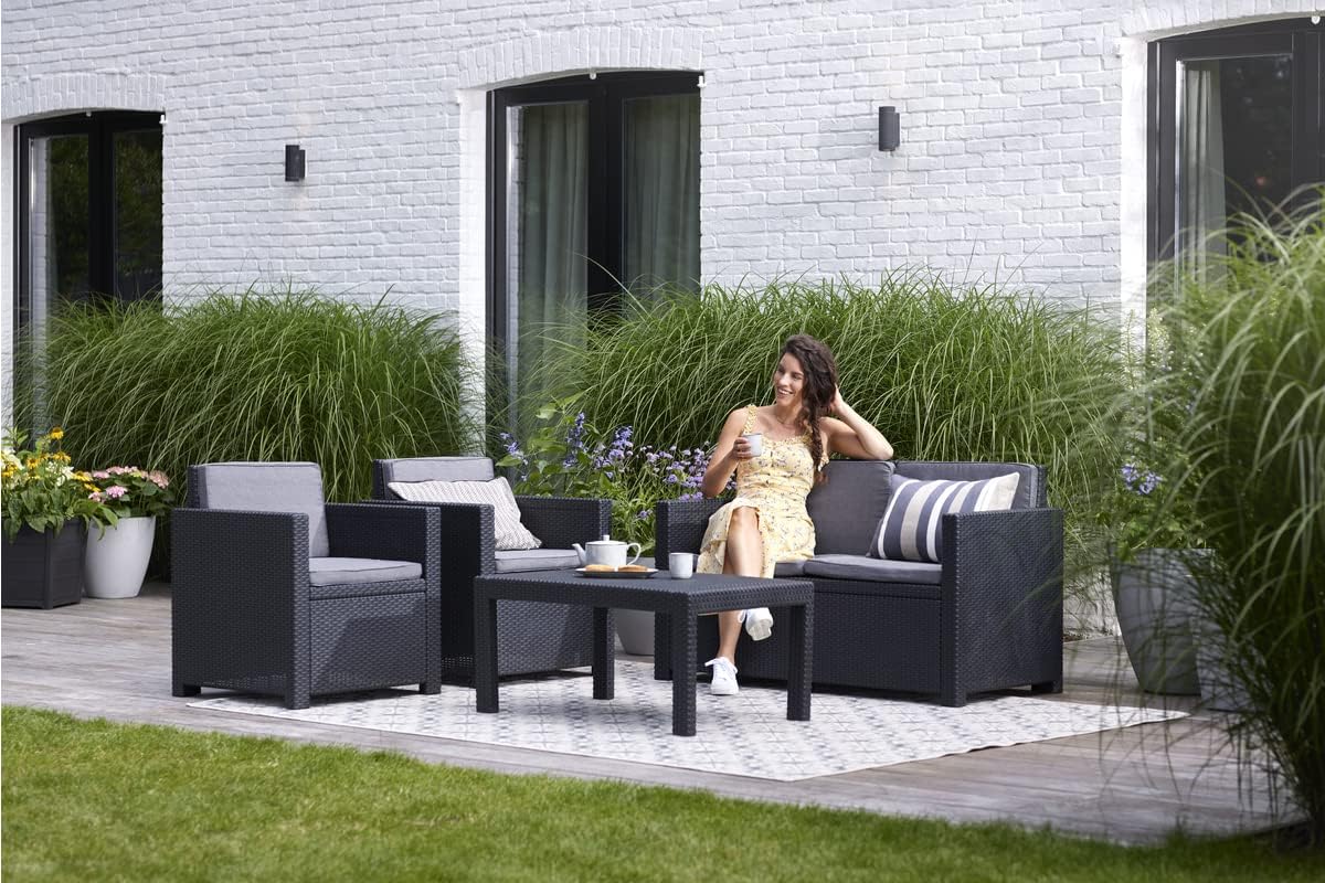 Sofá de jardín Victoria de Allibert by Keter - Sofá lounge de 2 plazas con aspecto de ratán, incl. cojines de asiento y respaldo, fácil de limpiar, resistente a la intemperie, gris, 129 x 63 x 77 cm